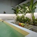 Casa Antonis - Modern With Jacuzzi Near Faliraki Daire *