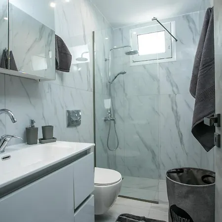 Casa Antonis - Modern With Jacuzzi Near Faliraki Kalithies