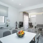 Apartamento Casa Antonis - Modern With Jacuzzi Near Faliraki *