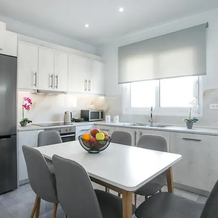 Casa Antonis - Modern With Jacuzzi Near Faliraki Apartament