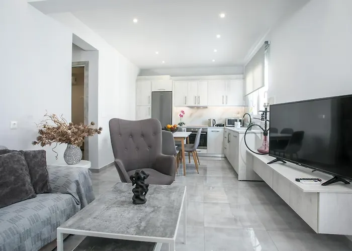 Casa Antonis - Modern With Jacuzzi Near Faliraki *