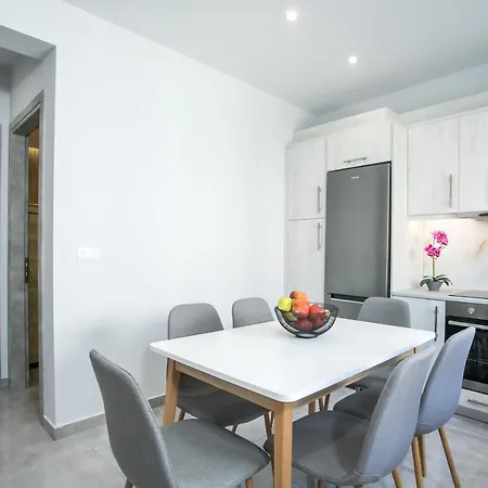 Casa Antonis - Modern With Jacuzzi Near Faliraki Appartement *