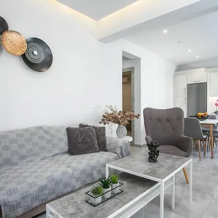 Casa Antonis - Modern With Jacuzzi Near Faliraki